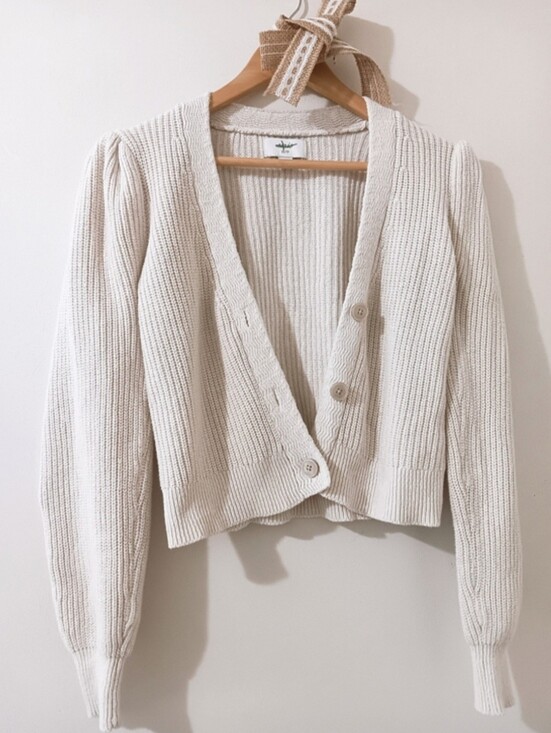 aerie Sweaters - Aerie Light Gray Cotton Knit V-neck Button Front Cropped Sweater Cardigan XS